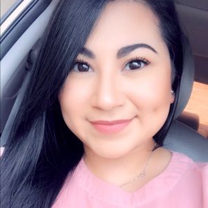 Meet your Posher, Karla